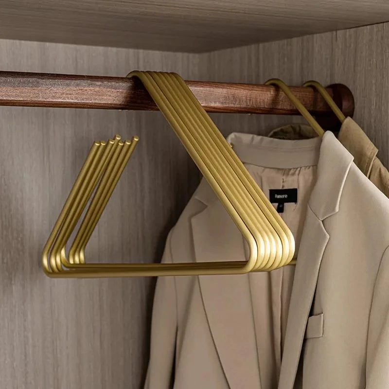 Triangular Space-Saving Hangers